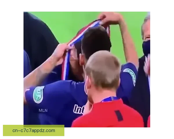 澳网一轮游周杰伦暖心安慰小布 澳网一轮游周杰伦暖心安慰小布