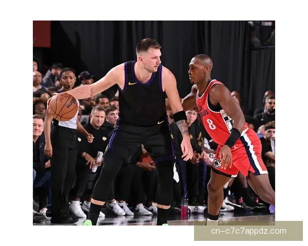 东契奇三双助湖人擒鹈鹕 勒布朗锡安亮眼 东契奇三双助湖人擒鹈鹕 勒布朗锡安亮眼